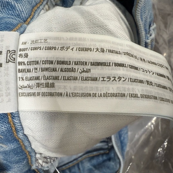 Abercrombie & Fitch Ultra High Rise 90s Straight Jean size 28 - Picture 8 of 9